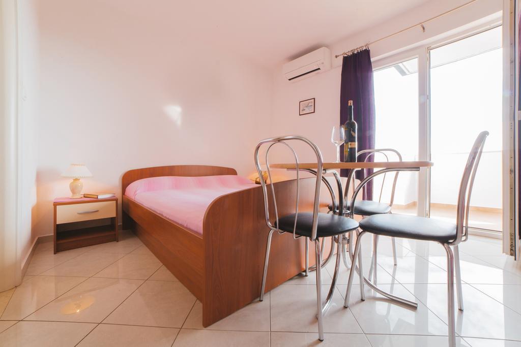 Apartments Dada Omiš Oda fotoğraf